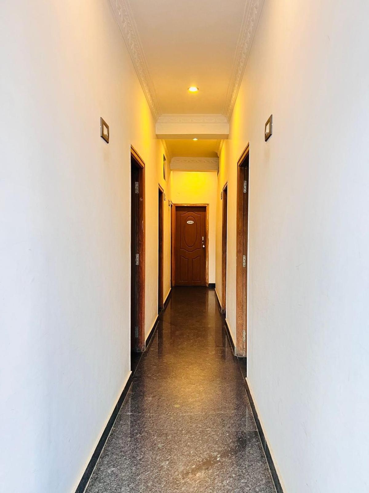 Hk Residency Hotel ไมซอร์ ภายนอก รูปภาพ